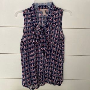 BR sleeveless blouse